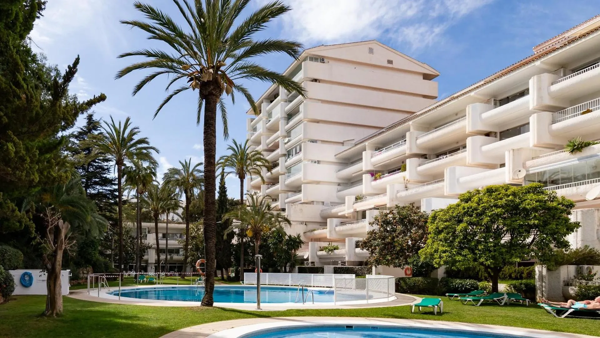 Suite Marbella Paradise 126 Apartment